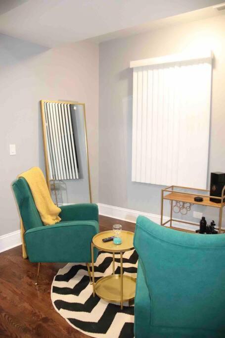 Upscale Apartment Westside Of Chicago Luaran gambar